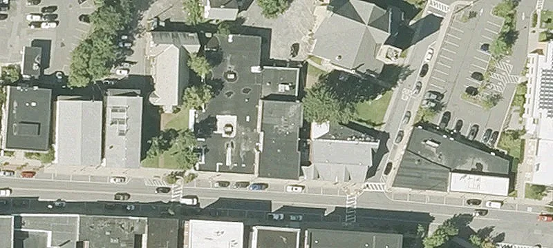 498 Main St