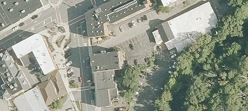 7 Main St