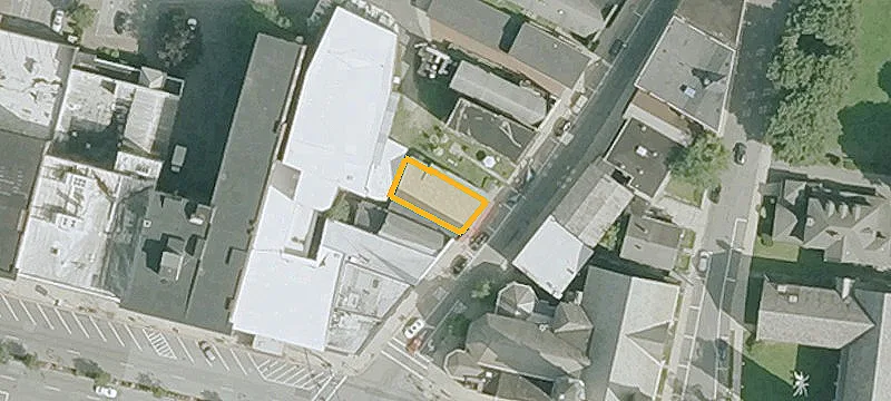 13-15 Eagle St