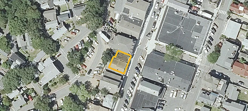 27 Circuit Ave