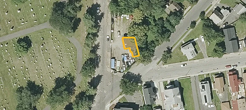 66 Cedar St