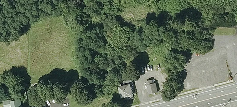 86 Russell St