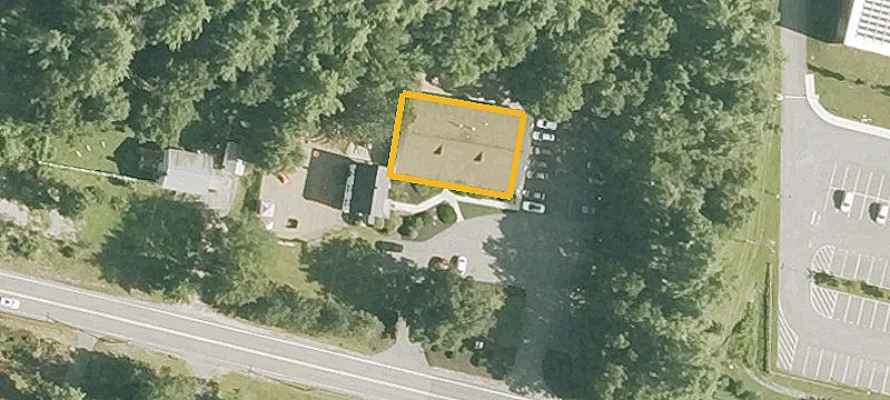 27 Main St