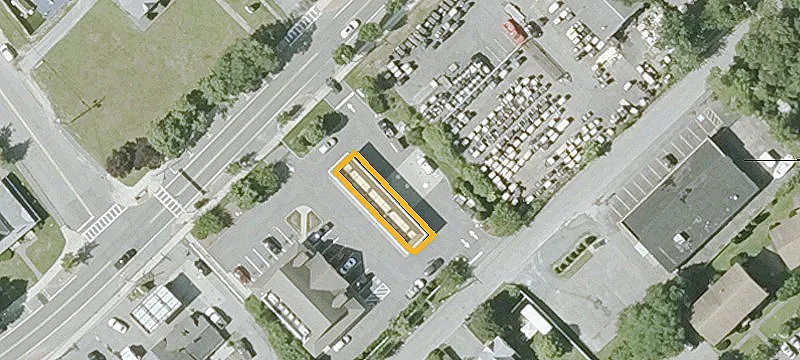 160 Main St
