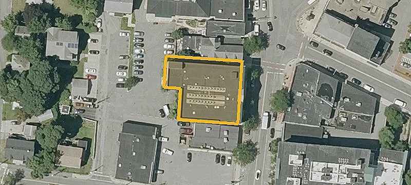 411 Main St