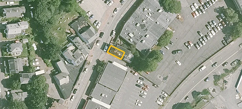 289 Main St