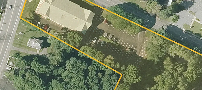 10 Riverside Dr