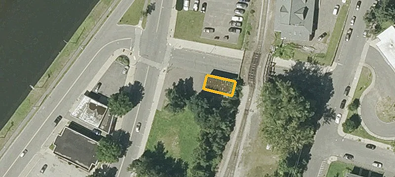 8 Main St