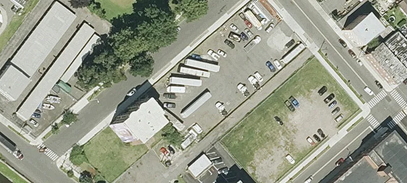 656 Brg St