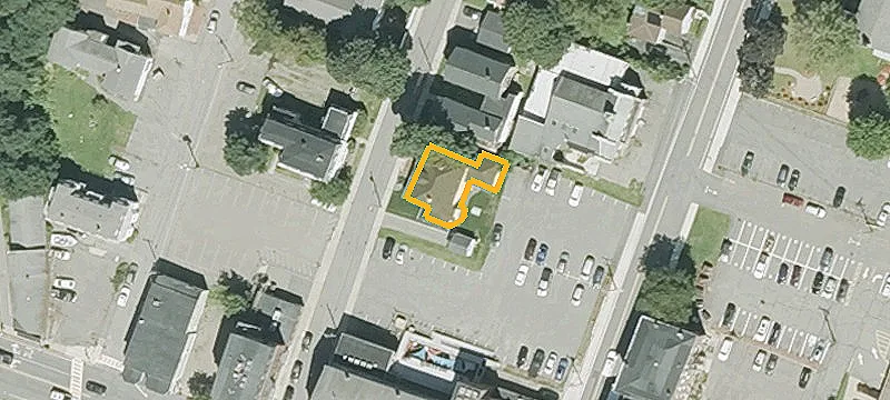9 Pleasant St