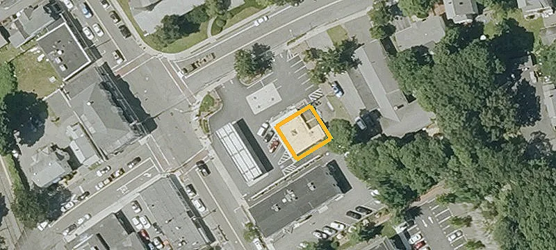950 Main St