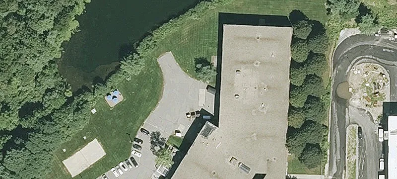 1 Monarch Dr