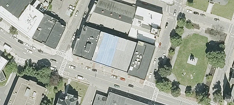 633 Main St