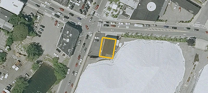 11 Marginal St