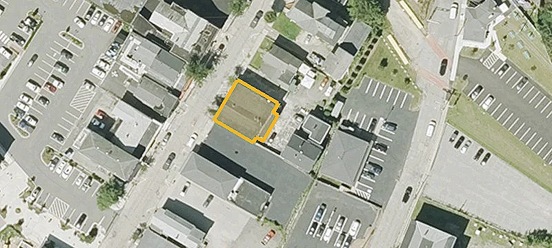 48 Central St