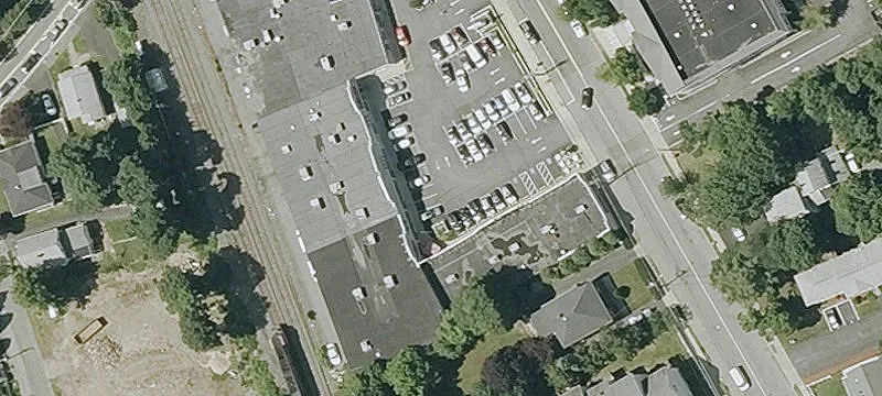 979 Main St
