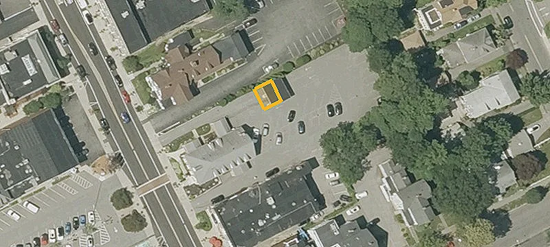 84 Main St