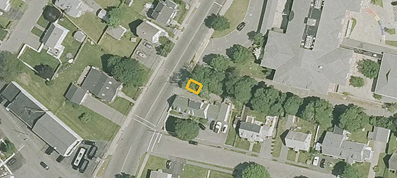 160 Lynn St