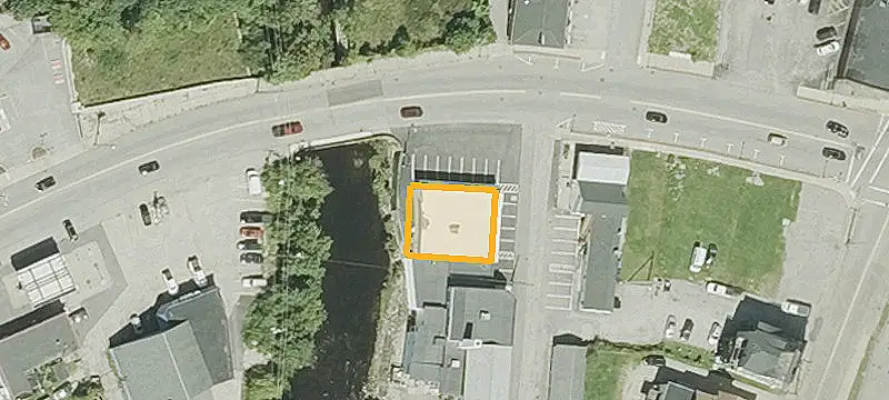 6 Main St