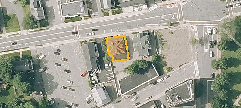 12 Central St