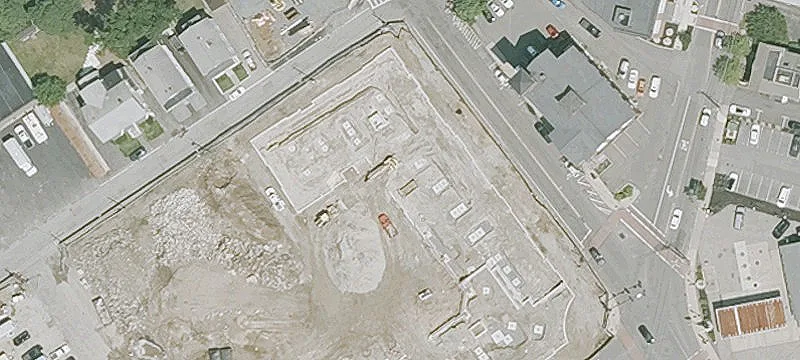 128 Maple St