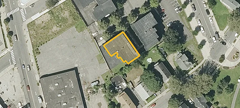 21-25 Oswego St