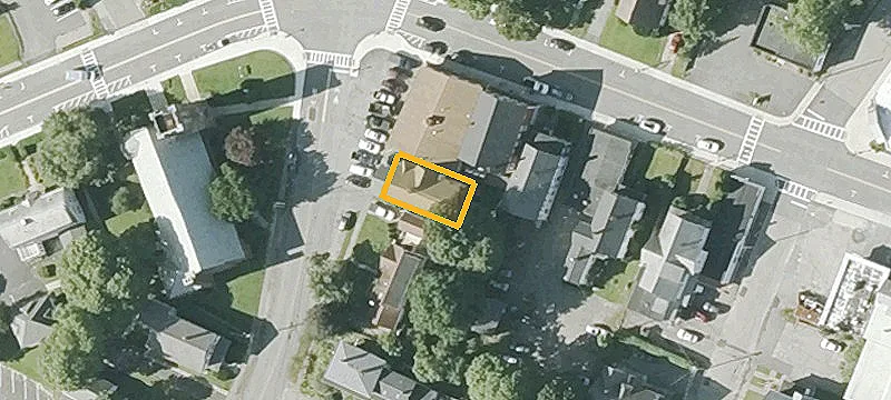 47 Oak St