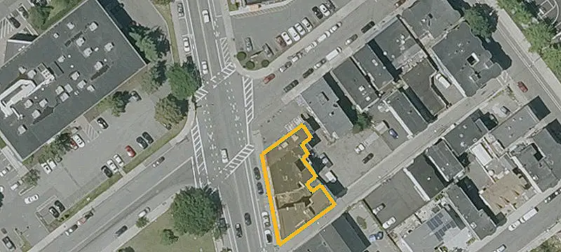 71 Everett Ave