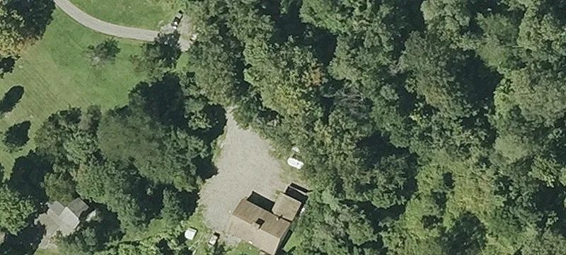 11 Hillside Rd
