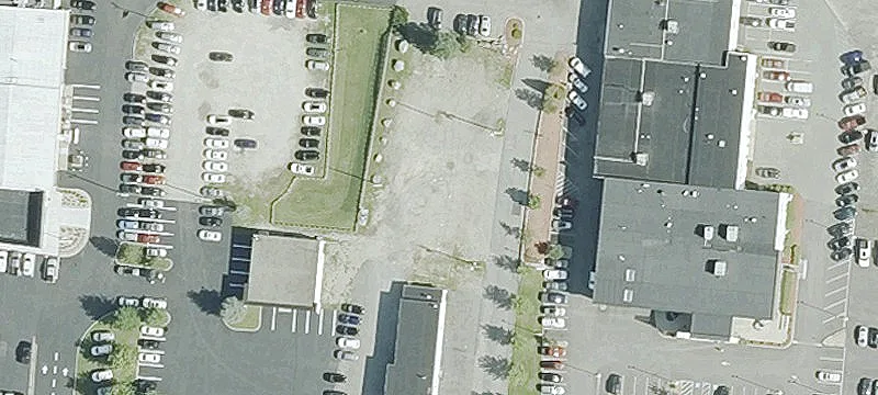 2 Narragansett Dr