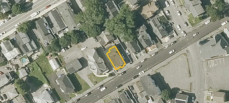 425-429 Lowell St
