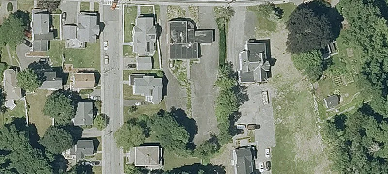 229 Main St