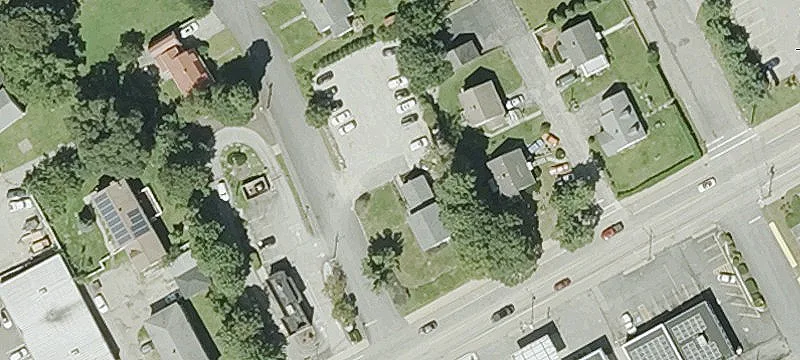 87 Main St