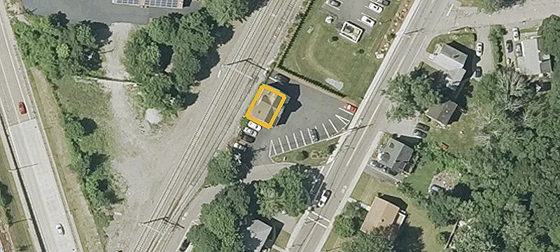 30 Mansfield Ave