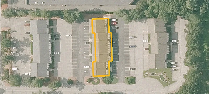 4 Courthouse Ln, Unit 14