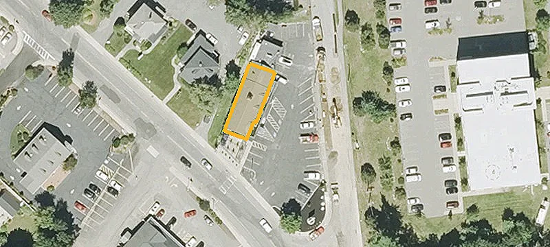 1062 Main St