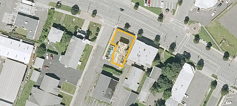77 Main St