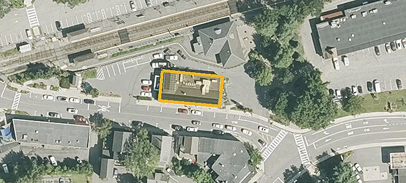 24 Commonwealth Ave
