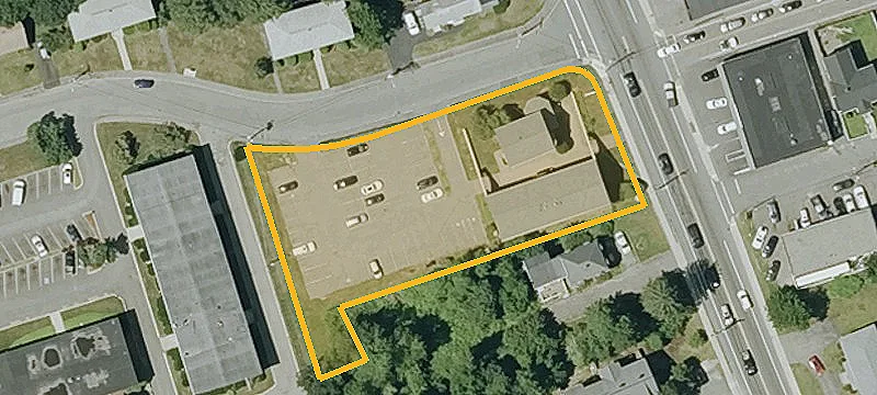 400 Main St