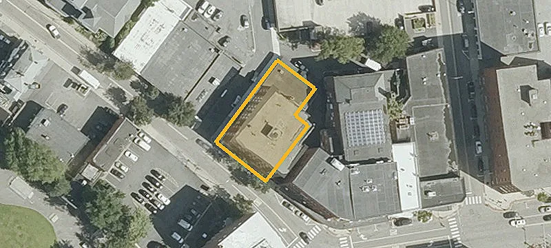 15 Main St