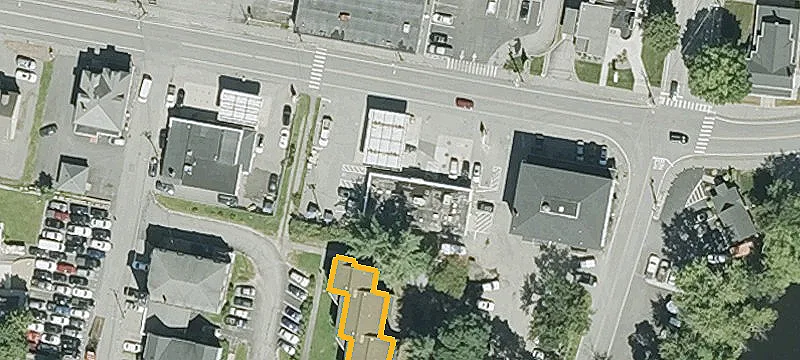 121 Main St