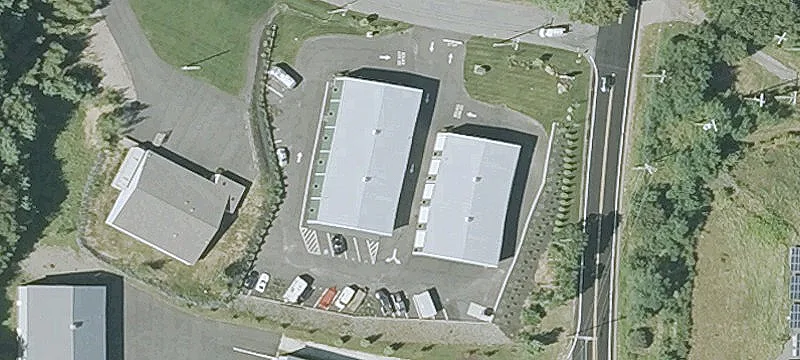 2 Lillian Way