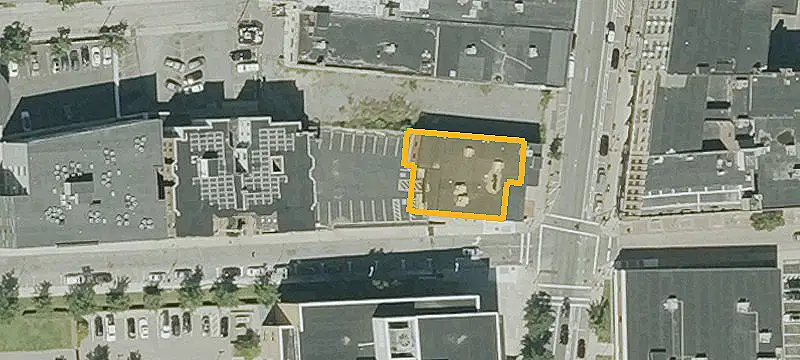 157 Main St