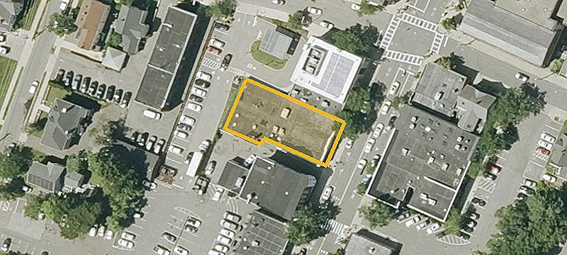 462 Main St