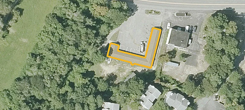 2739 Cranberry Hwy