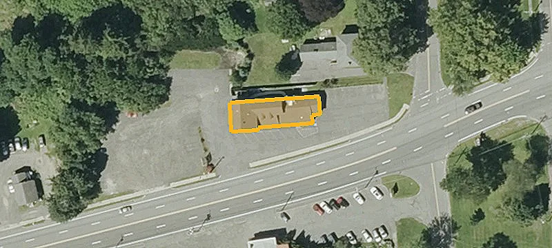 96 Russell St