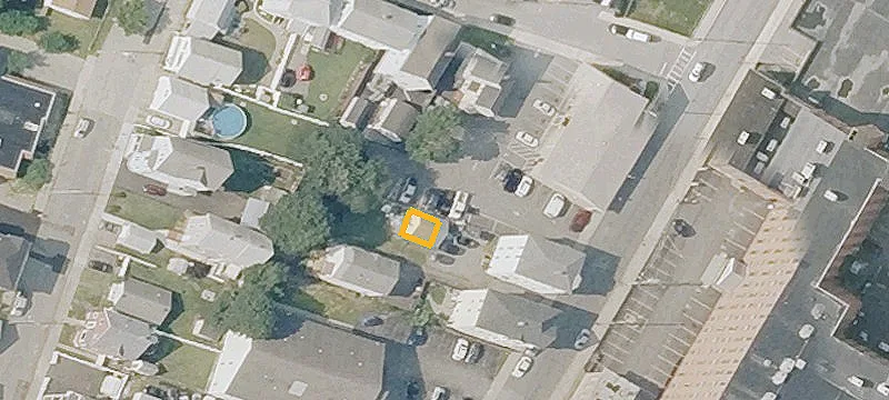 1590 Main St