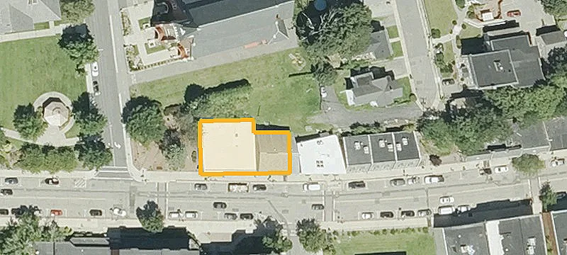 223 Main St