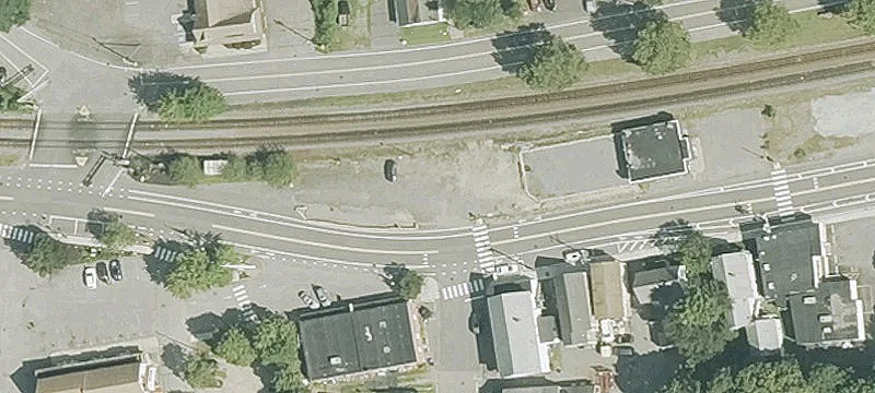12 Frnt St