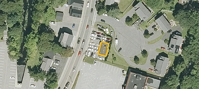 23 Main St